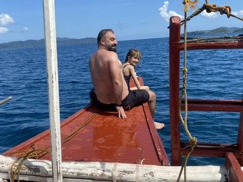 Island hopping en Port Barton: islas de arena blanca, con niños